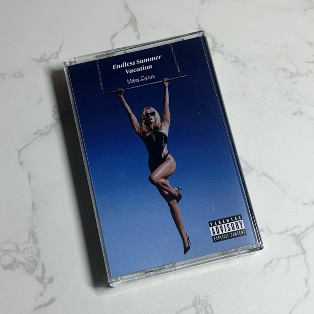 Miley Cyrus Cassette Tape | En - Audio Music Of reseña y precio